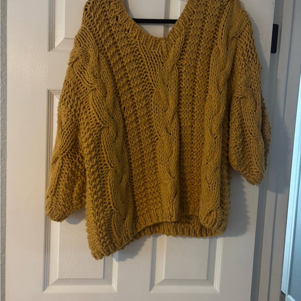 Chunky Knit V-Neck Sweater - Mustard
